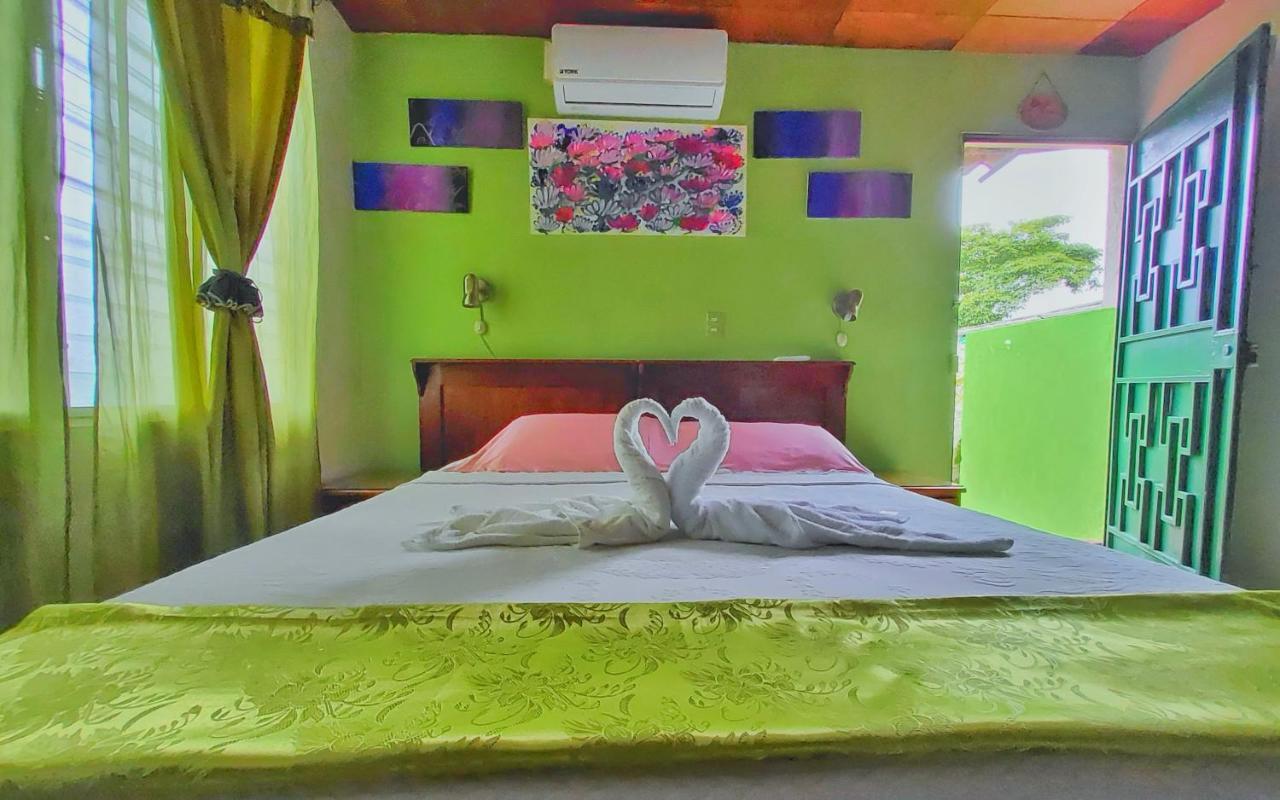 Hotel Oasis San Salvador Dış mekan fotoğraf