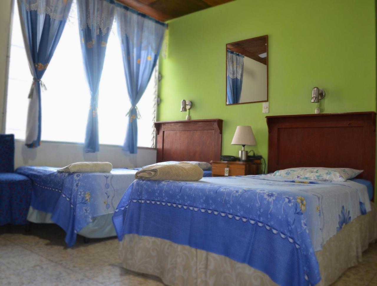 Hotel Oasis San Salvador Dış mekan fotoğraf