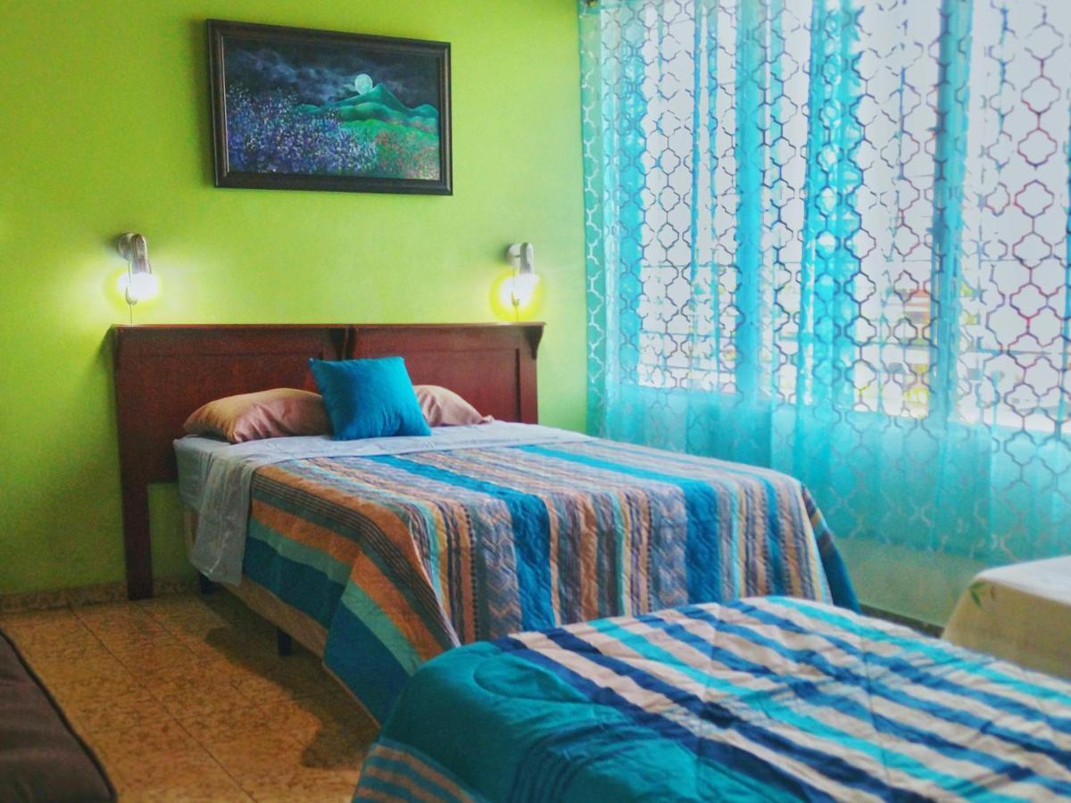 Hotel Oasis San Salvador Dış mekan fotoğraf